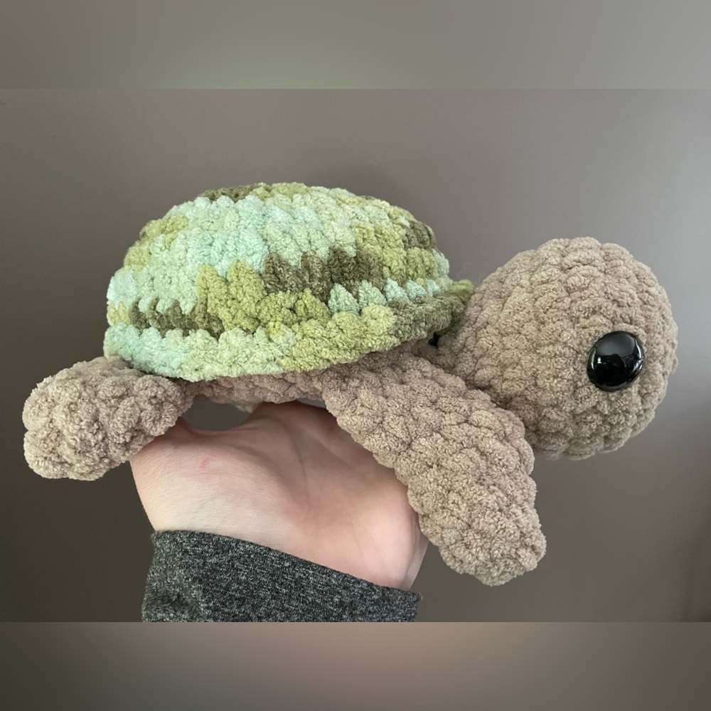 Sea Turtle Plushie Stuffie Amigurumi - Picture 9 of 9